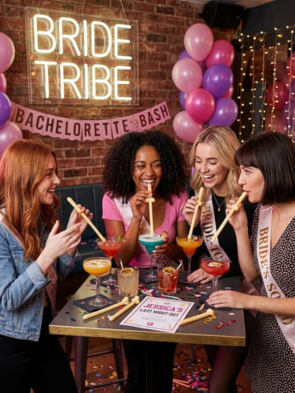 Popotes decorativos para bebidas en una celebración temática