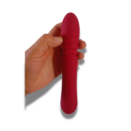 Vibrador con diseño ergonómico curvo adaptable al cuerpo