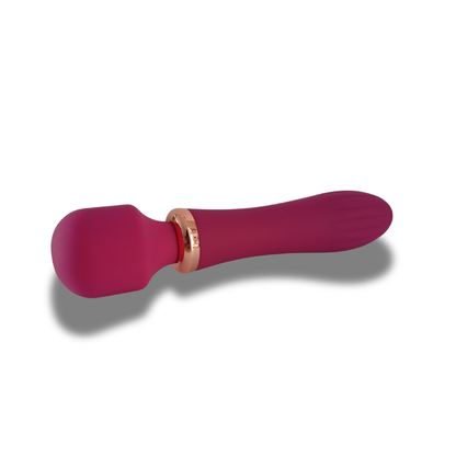 Vibrador de doble extremo con diseño ergonómico y versátil